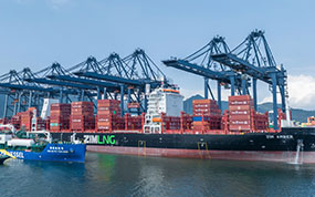 深圳鹽田國際碼頭-重型倉儲(chǔ)貨架